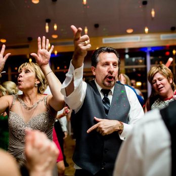 Elite DJs - DJs Near Me - Libertyville, Illinois Elite DJs - DJs Near Me - Libertyville, Illinois