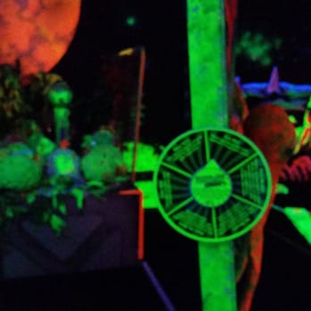 Space Golf - Spin board! - Mini Golf Near Me - Orland Park, Illinois