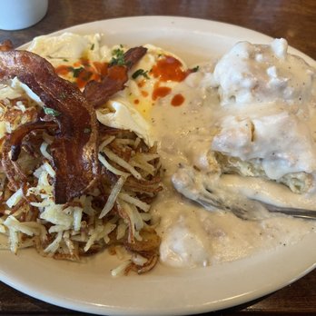 Hatch'd - Biscuit and gravy - Breakfast & Brunch Near Me - St. Louis, Missouri Hatch'd - Biscuit and gravy - Breakfast & Brunch Near Me - St. Louis, Missouri