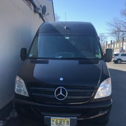 Fox Limousine and Car Service - Mercedes Sprinters