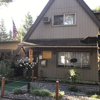 Cascade Locks / Portland East KOA - Front of the office and store - Campgrounds Near Me - Cascade Locks, Oregon Cascade Locks / Portland East KOA - Front of the office and store - Campgrounds Near Me - Cascade Locks, Oregon