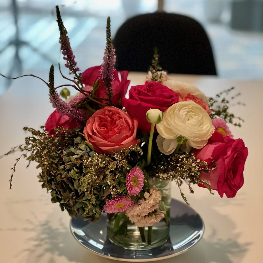 Miss Daisy - Florists Near Me - Las Vegas, Nevada Miss Daisy - Florists Near Me - Las Vegas, Nevada