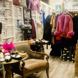 Italy Direct - Moi new fave boutique. Fabulous shoes & accessories also for men & women.