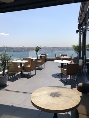 Vogue Restaurant & Bar by null