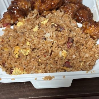 Lucky Express - Chinese Near Me - Oakland, California