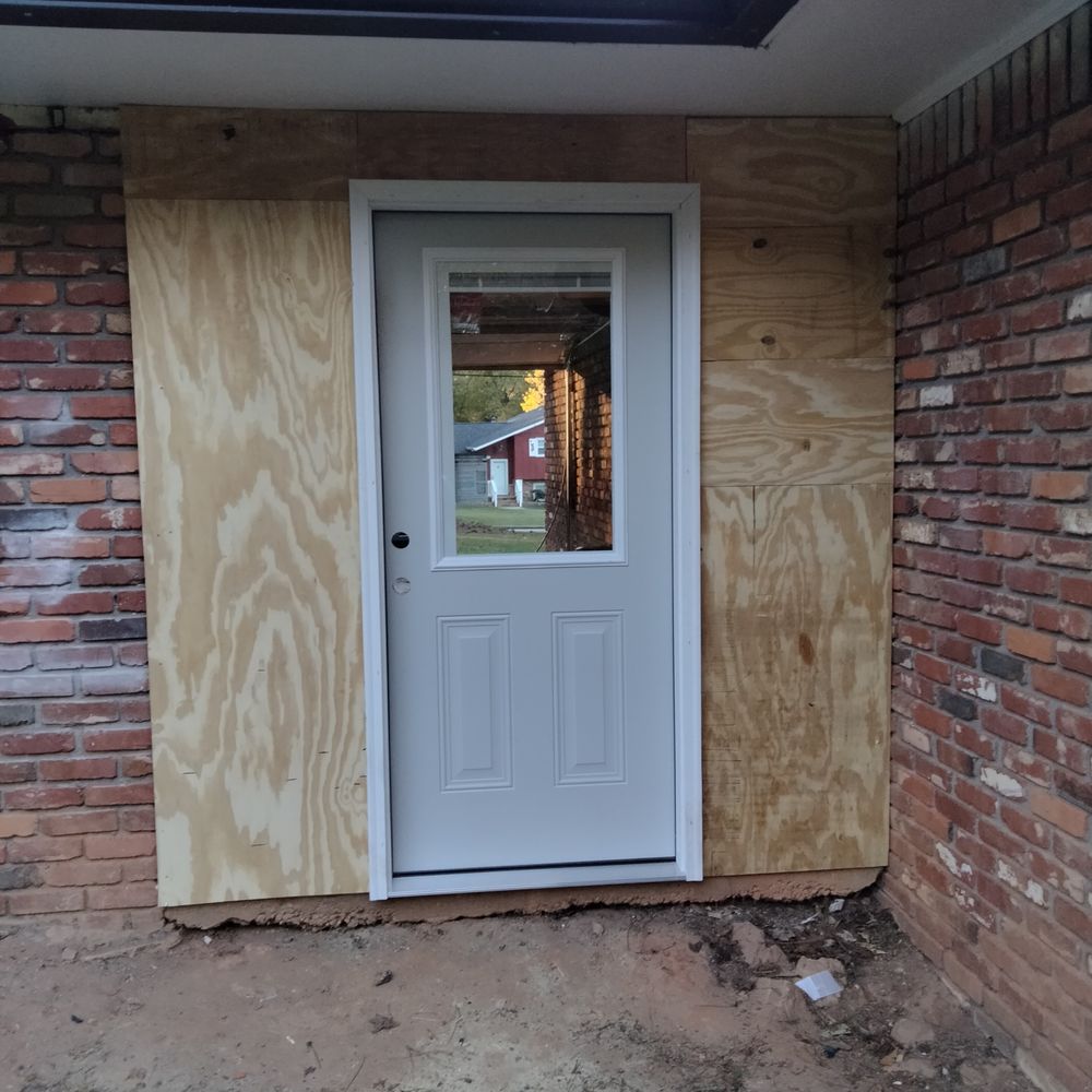 Slide of House To Home Remodels and Repairs