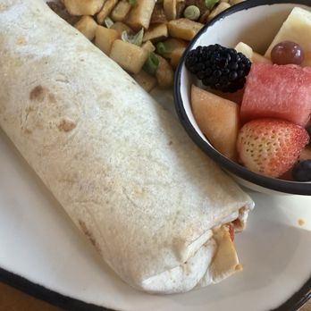 Egg Harbor - River North - Avo-Rizo Burrito - Breakfast & Brunch Near Me - Chicago, Illinois