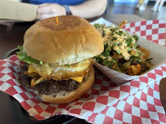 LA Burger by null