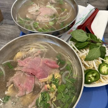 MK Noodle - Vietnamese Near Me - Chicago, Illinois MK Noodle - Vietnamese Near Me - Chicago, Illinois