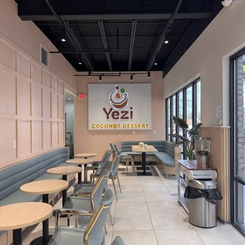 Yezi Coconut Dessert - Back Seating Area - Desserts Near Me - Duluth, Georgia