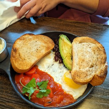 Le Petit Belge - Huevos Ranchero - Breakfast & Brunch Near Me - Vancouver, British Columbia