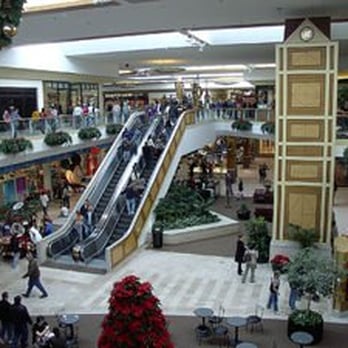 Oak Park Mall - courtesy of wikipedia - Shopping Centers Near Me - Overland Park, Kansas