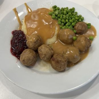 Ikea - Meatball lunch - American Near Me - Richmond, British Columbia