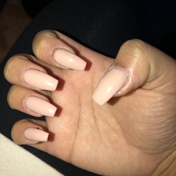 Lyly Natural Nail& Spa - Nail Salons Near Me - Lowell, Massachusetts