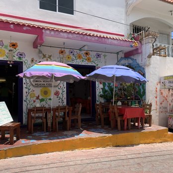 La Lomita - Seafood Near Me - Isla Mujeres, ROO La Lomita - Seafood Near Me - Isla Mujeres, ROO