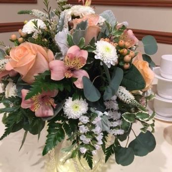 Judy's Floral Shoppe - I loved my mini sweetheart table arrangement - Florists Near Me - Saugerties, New York
