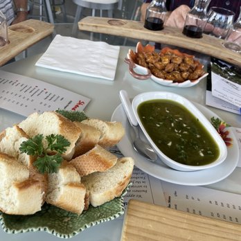 Hidden Hangar - Snacks - Wine Tours Near Me - Denison, Texas