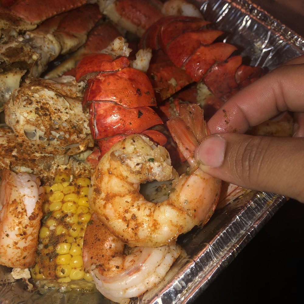 Puerto Plata Fish Market - Fulton street - Seafood Markets Near Me - Brooklyn, New York Puerto Plata Fish Market - Fulton street - Seafood Markets Near Me - Brooklyn, New York
