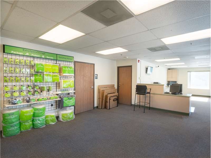 EXTRA SPACE STORAGE Updated July 2024 24 Photos & 10 Reviews 1775