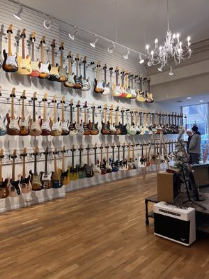 Chicago Music Exchange by null