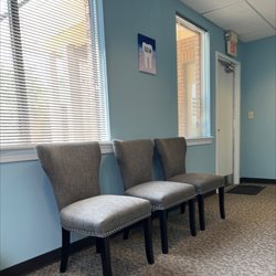 Axiom Dentistry - Waiting area