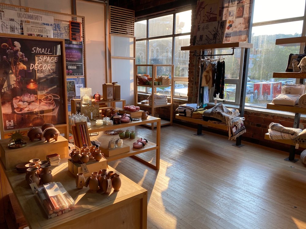 URBAN OUTFITTERS Updated October 2024 30 Photos & 36 Reviews 20 S