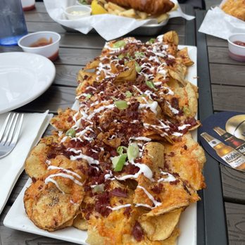 Limericks Tavern - Irish nachos - New American Near Me - Alhambra, California