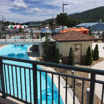 DelGrosso's Park & Laguna Splash - Amusement Parks Near Me - Tipton, Pennsylvania