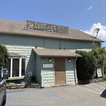 Harrigan's Family Restaurant - American Near Me - Montville, New Jersey