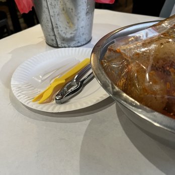 Blazin Cajun - Super expensive place with paper plates and plastic forks - Cajun/Creole Near Me - Stockton, California