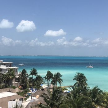 Ixchel Beach Hotel - Beach view from room - Hotels Near Me - Cancún, ROO Ixchel Beach Hotel - Beach view from room - Hotels Near Me - Cancún, ROO