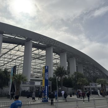 SoFi Stadium - Exterior - Stadiums & Arenas Near Me - Inglewood, California SoFi Stadium - Exterior - Stadiums & Arenas Near Me - Inglewood, California