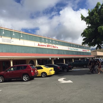 Aaron's Dive Shop - Front of shop and parking lot - Dive Shops Near Me - Kailua, Hawaii Aaron's Dive Shop - Front of shop and parking lot - Dive Shops Near Me - Kailua, Hawaii