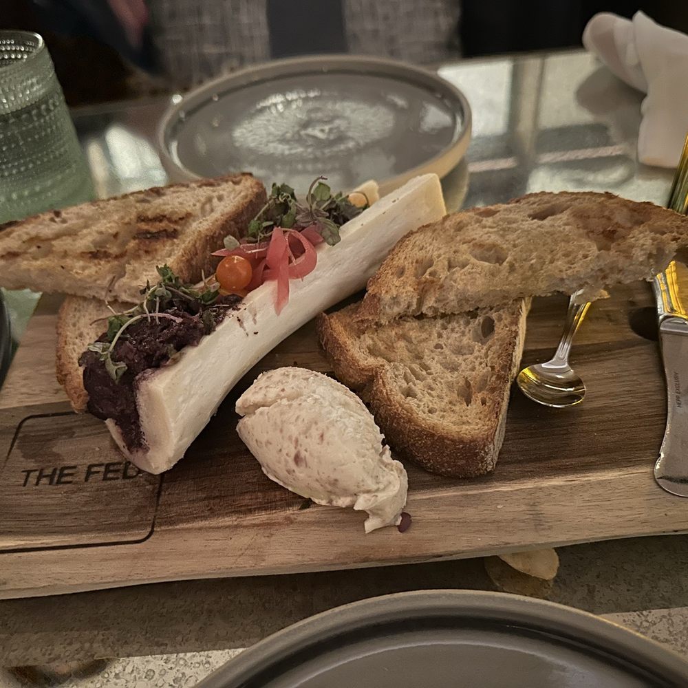 The Fed - Bone marrow - Pubs Near Me - Boston, Massachusetts The Fed - Bone marrow - Pubs Near Me - Boston, Massachusetts