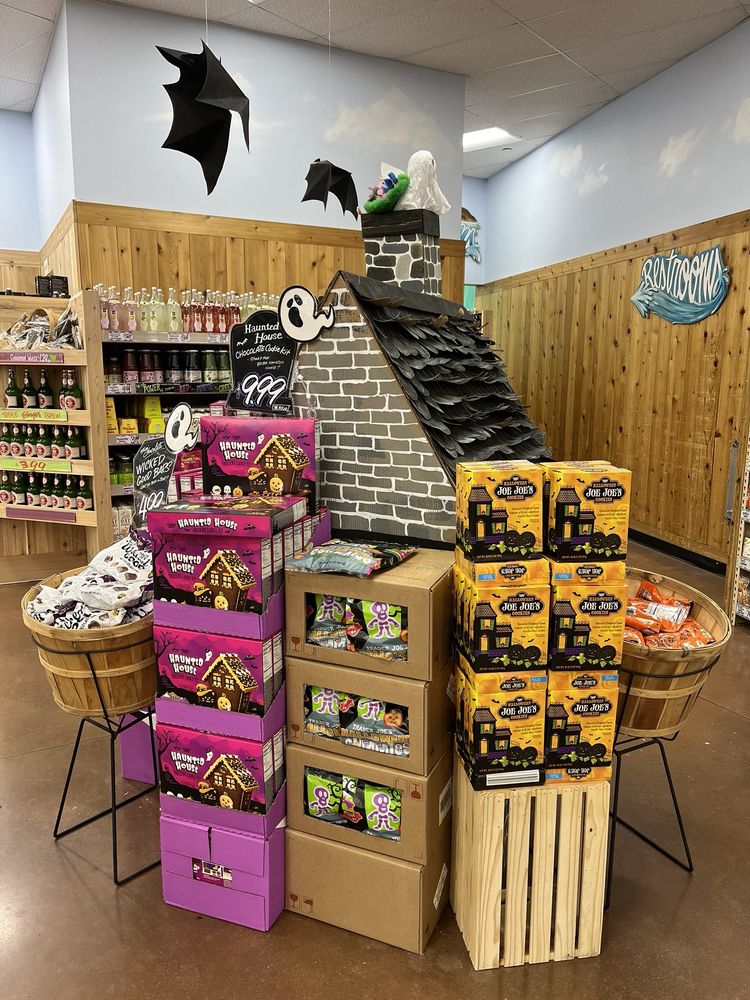 Trader Joe's Logo