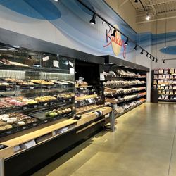 Lake Mills Market