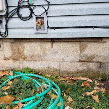 Roto-Rooter - This is the faucet that started spraying water underneath the house soaking the foundation. This faucet wasn't even leaking before. - Water Heater Installation/Repair Near Me - Springfield, Missouri