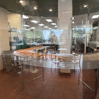 Krispy Kreme - Making a donut s - Donuts Near Me - Elk Grove Village, Illinois Krispy Kreme - Making a donut s - Donuts Near Me - Elk Grove Village, Illinois