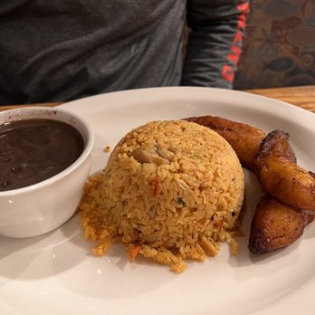 LQ On Main - Chicken and rice - Bars Near Me - Sarasota, Florida LQ On Main - Chicken and rice - Bars Near Me - Sarasota, Florida