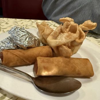 Silver Palace Chinese Restaurant - 18. Assorted Appetizers - Chinese Near Me - Whittier, California