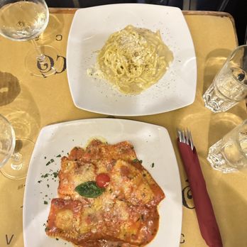 Mimì e Cocò - cacio e pepe and ravioli - Italian Near Me - Rome, RM Mimì e Cocò - cacio e pepe and ravioli - Italian Near Me - Rome, RM