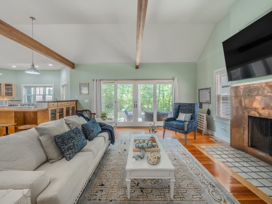 Front Street Inn by null