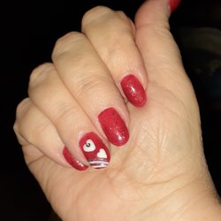 Top Nail - Great job for Valentine nails, even added a little sparkle