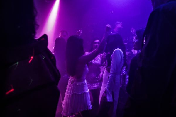 The Lamplighter by null