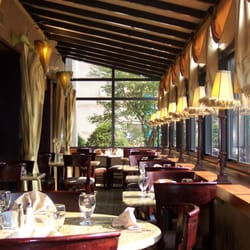 Holiday Inn Johnstown-Downtown - Harrigan's Cafe & Wine Deck