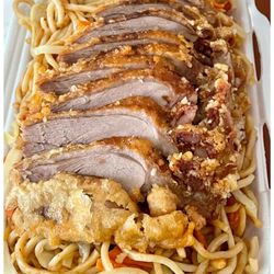 Anh - Gebratene Nudeln mit Ente zum mitnehmen