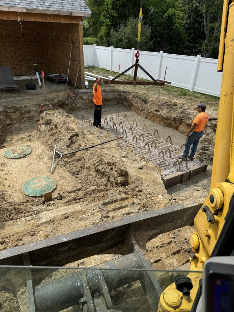 GroundWorks Construction - septic in Warwick, RI