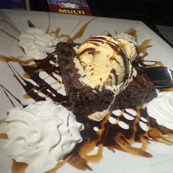 Distill A Local Bar - Brownie A La Mode - Sandwiches Near Me - Las Vegas, Nevada
