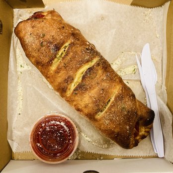 Basil pizza - Pepperoni Roll - Italian Near Me - Roanoke, Virginia Basil pizza - Pepperoni Roll - Italian Near Me - Roanoke, Virginia
