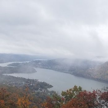 Hudson Highlands State Park - View of Hudson on the yellow trail - Parks Near Me - Beacon, New York